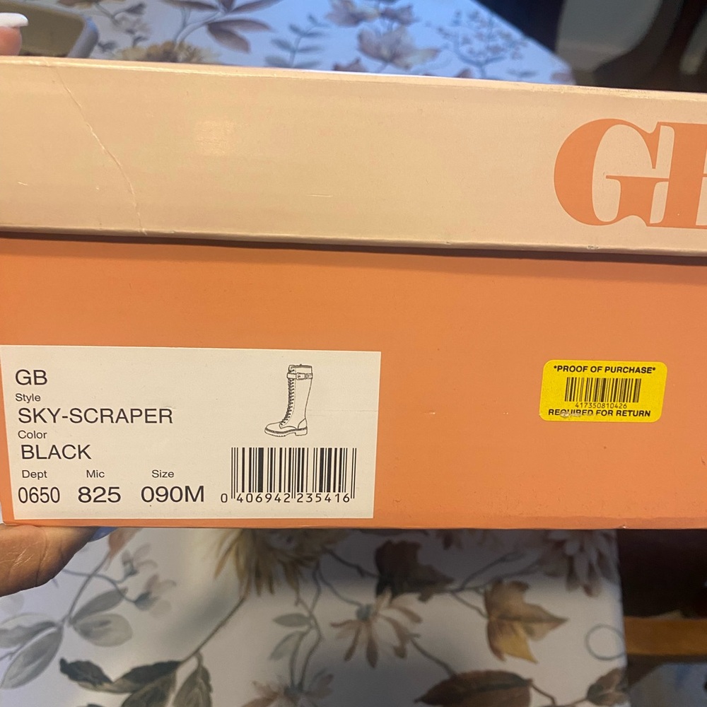 GB- Gianni Bini size 9M